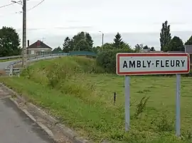 Entry to the village and the bridge over the Ardennes canal
