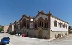 Cooperative building, El Pinell de Brai