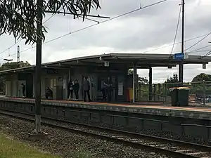Holmesglen platforms 1&2 viewed from the south end of the station