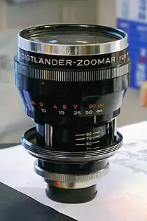 Voigtländer Zoomar lens by Kilfitt, 36–82&nbsp;mm f/2.8